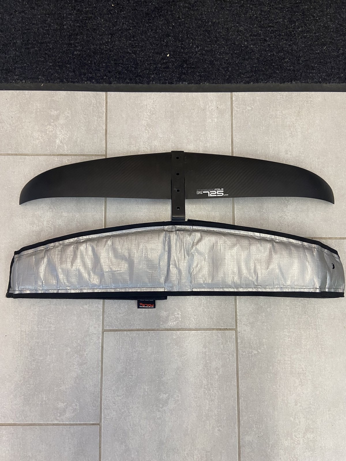 STARBOARD FOILS FRONT WING CARBON 725 cm² (OCC. TTBE)
