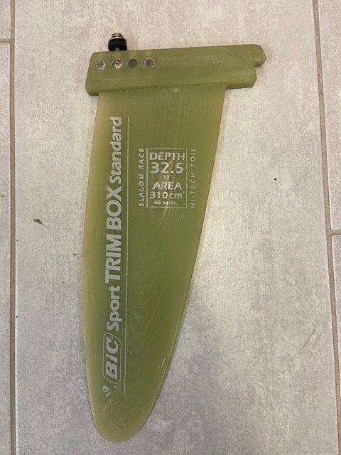 BIC SPORT TRIM BOX STANDARD 32.5CM TRIM BOX (OCC-BE)