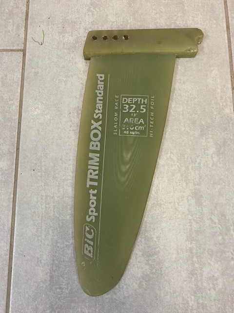 BIC AILERON TRIM BOX 32.5CM (OCC-BE)