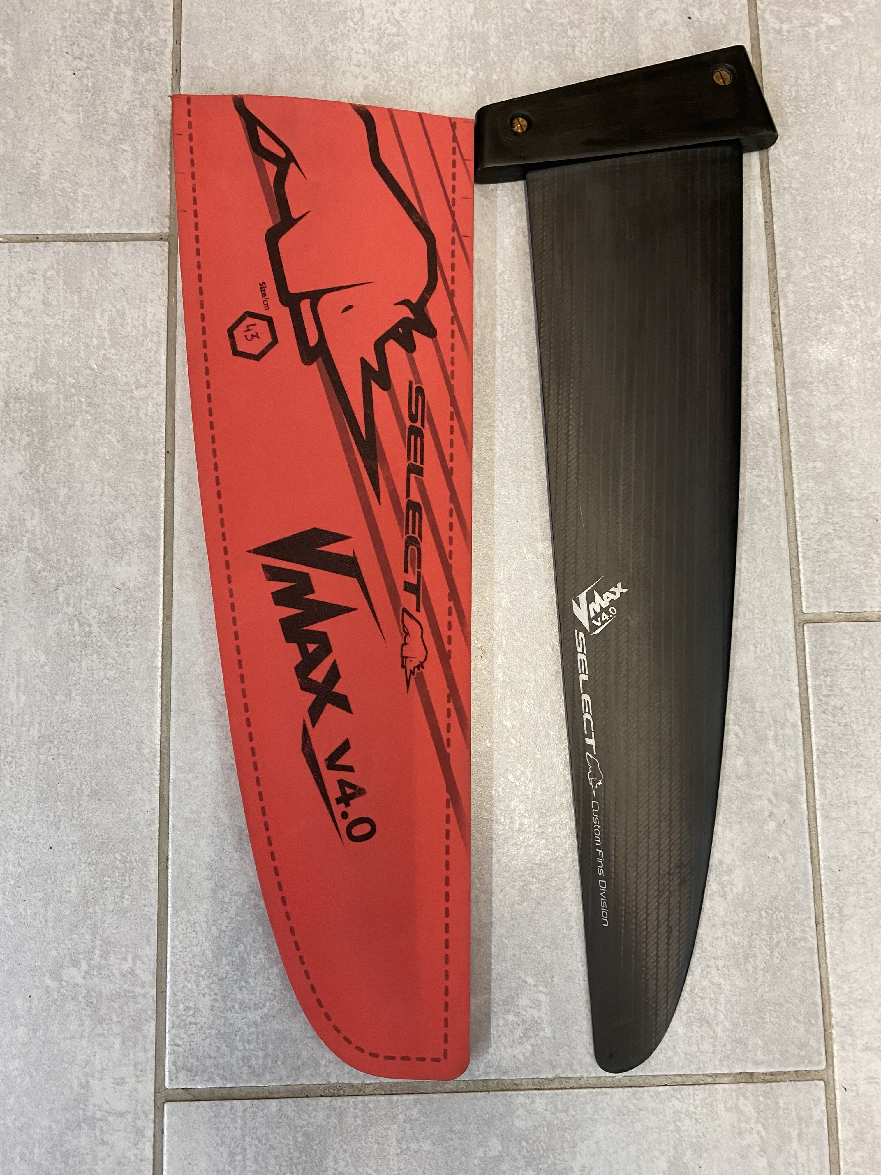 SELECT V MAX 4.0 43CM BOITIER TUTTLE (OCCAS.EN)